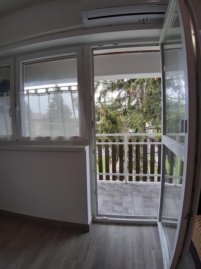 Renata Apartman Nyíregyháza Exterior foto
