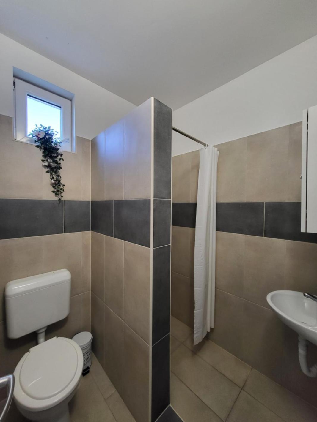 Renata Apartman Nyíregyháza Exterior foto