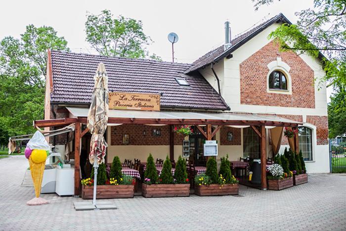 Renata Apartman Nyíregyháza Exterior foto